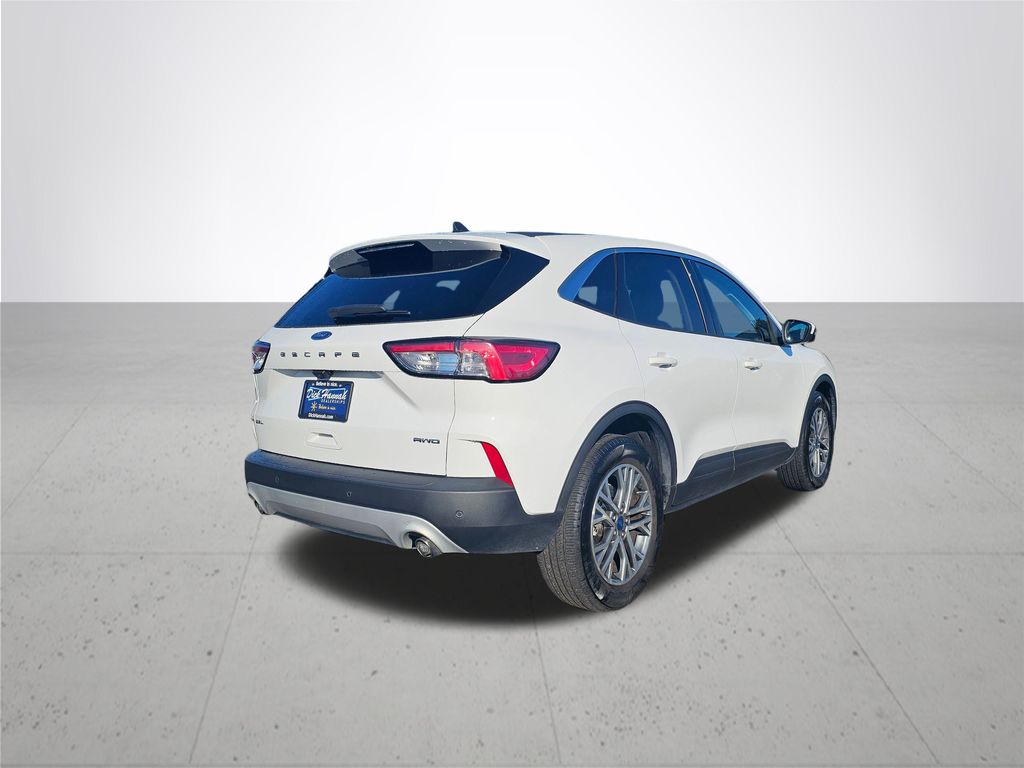 2022 Ford Escape SEL