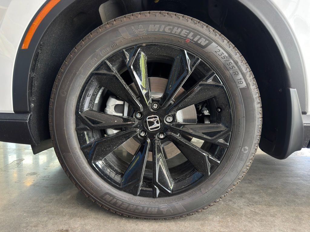 2026 Honda CR-V Hybrid Sport Touring White at Community Honda