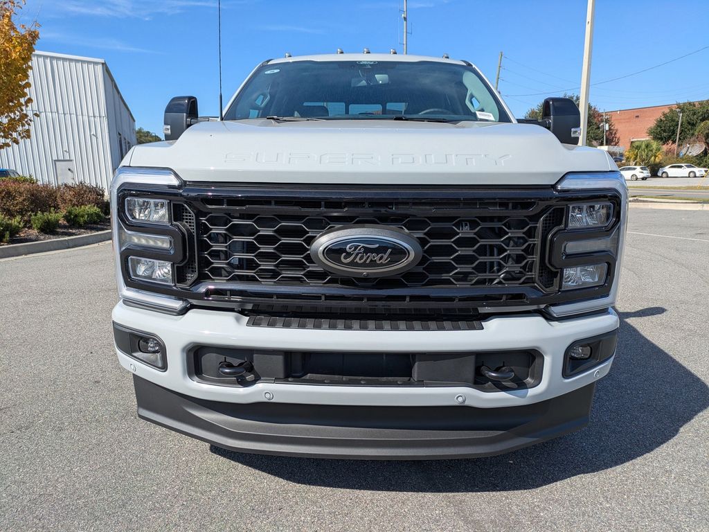 2026 Ford F-350 LARIAT