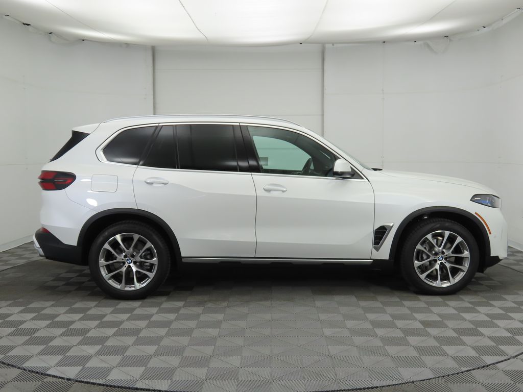 Thumbnail: 2025 BMW X5 - 4