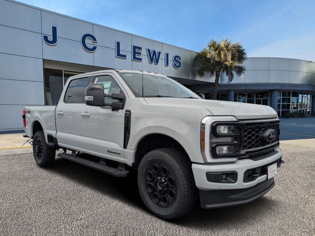 2025 Ford F-350 LARIAT