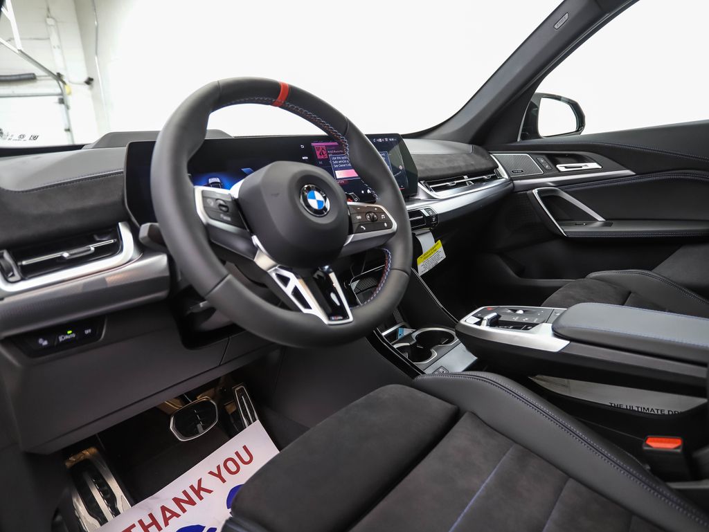 Thumbnail: 2026 BMW X1 - 10