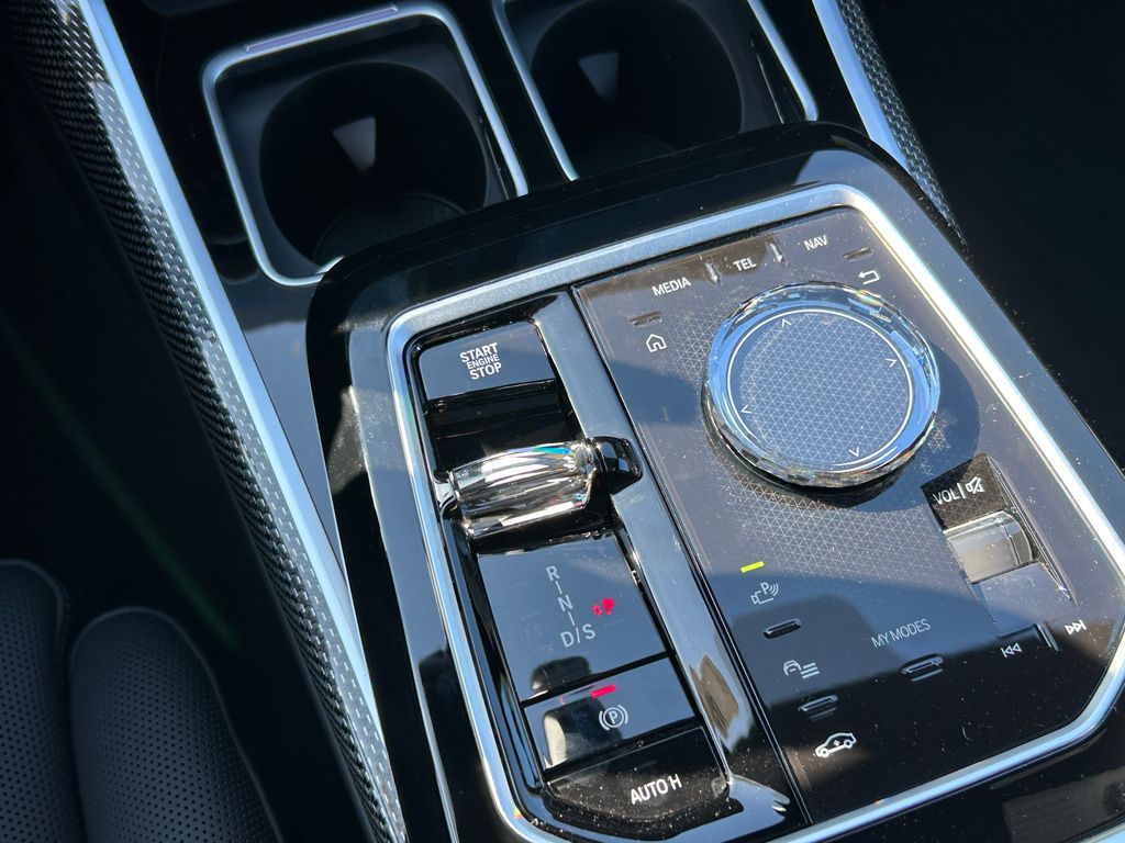 2025 BMW 7 Series 760i xDrive 29
