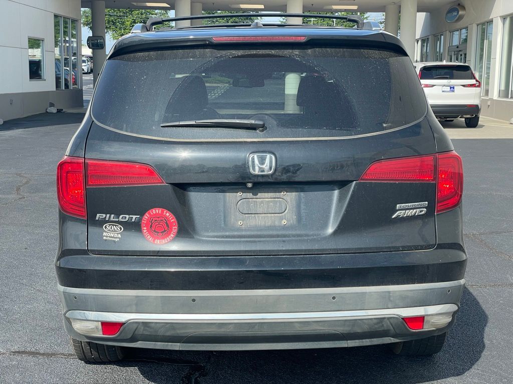 Thumbnail: 2018 Honda Pilot - 4