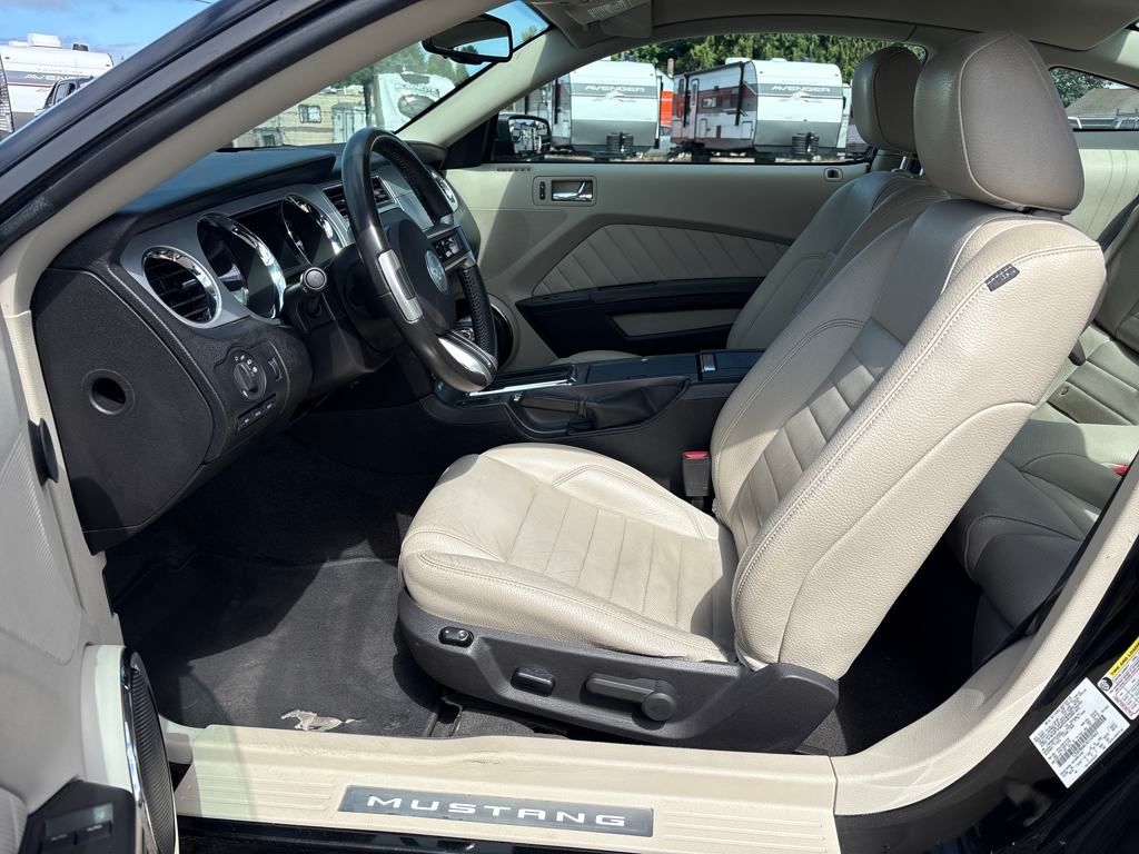 2011 Ebony Ford Mustang V6 Premium RWD Coupe