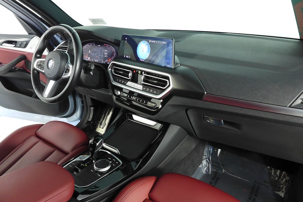 Thumbnail: 2022 BMW X3 - 13