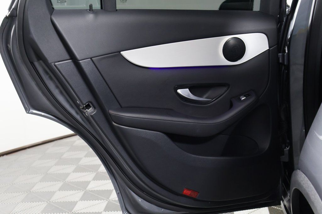 Thumbnail: 2022 Mercedes-Benz GLC - 13