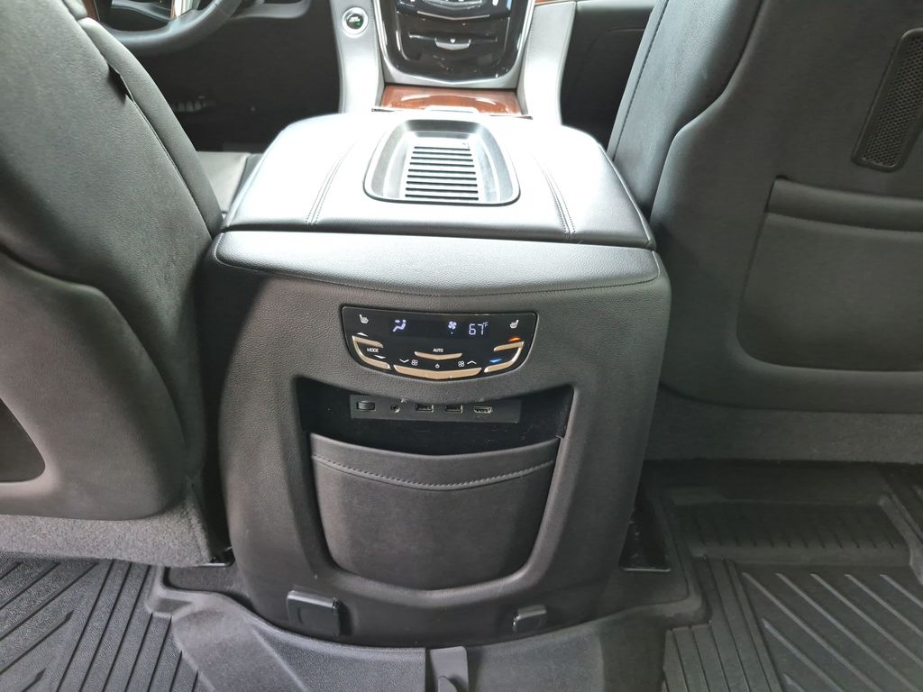 Used Car 2020 Cadillac Escalade  Premium Luxury For Sale Under $35,000 In Austin, Texas