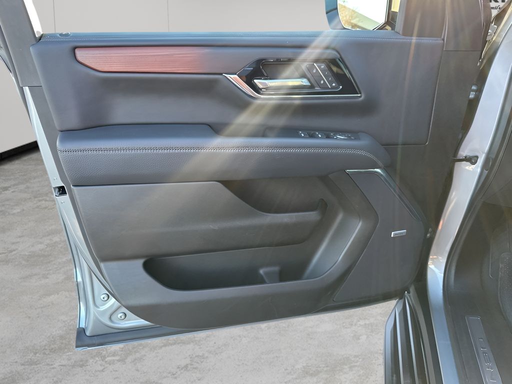 Used Car 2025 Gmc Yukon Xl  Denali For Sale Under $80,000 In Austin, Texas