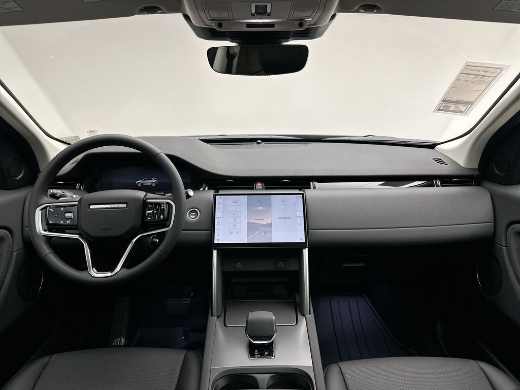 Thumbnail: 2025 Land Rover Discovery Sport - 8