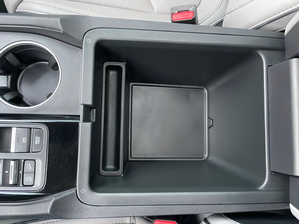 Thumbnail: 2023 Honda Pilot - 24