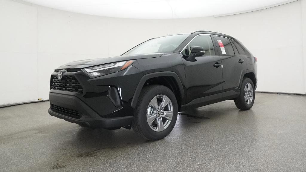 Thumbnail: 2025 Toyota RAV4 - 15