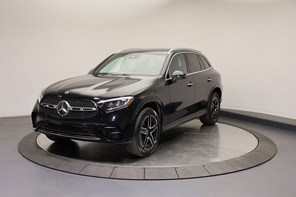 Thumbnail: 2026 Mercedes-Benz GLC - 3