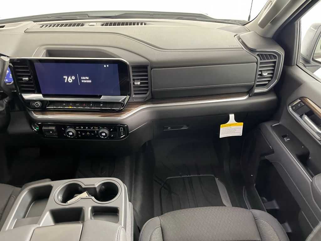 Thumbnail: 2026 Chevrolet Silverado 1500 - 15