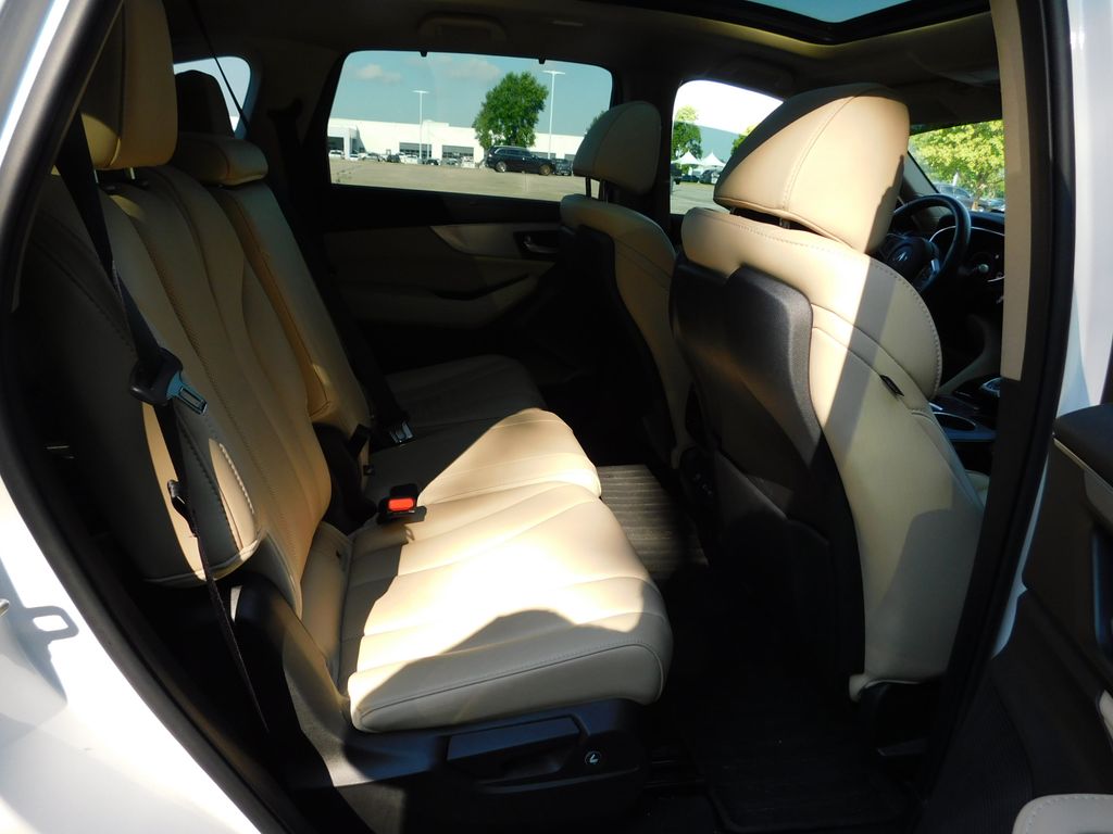 Thumbnail: 2023 Acura MDX - 5