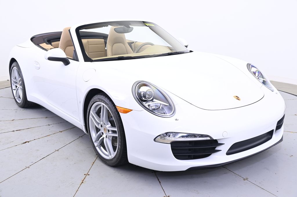 Thumbnail: 2015 Porsche 911 - 9