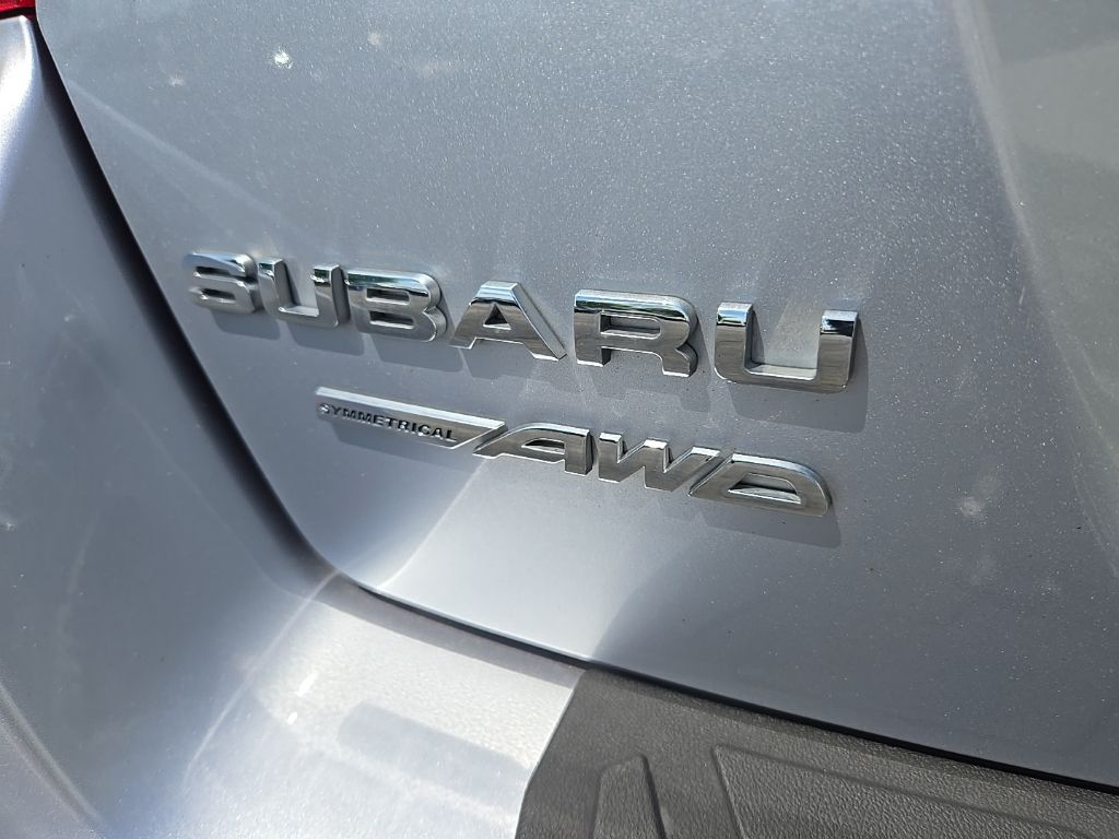 Thumbnail: 2016 Subaru Crosstrek - 11
