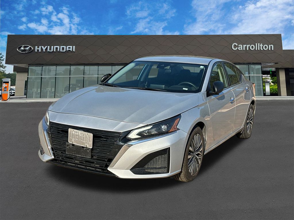 2024 Nissan Altima SV