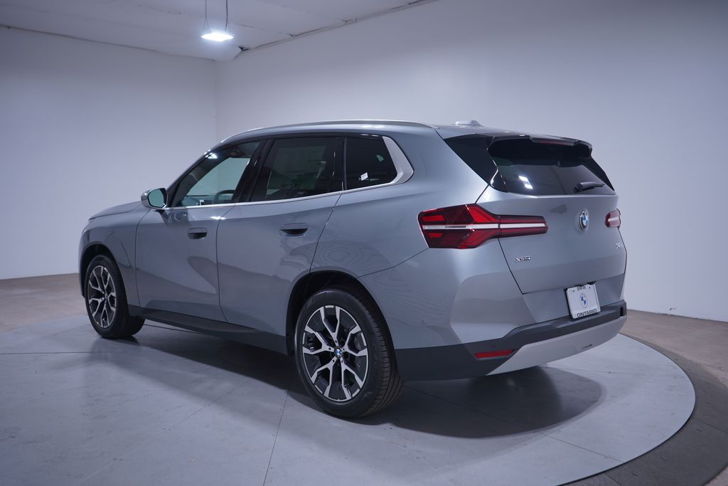 Thumbnail: 2026 BMW X3 - 3