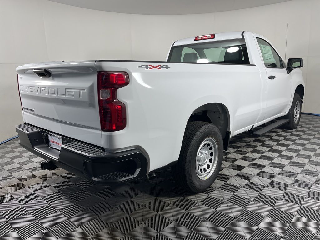 Thumbnail: 2026 Chevrolet Silverado 1500 - 5