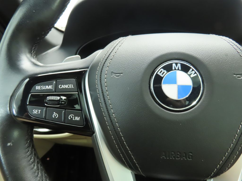 Thumbnail: 2021 BMW 5 Series - 11