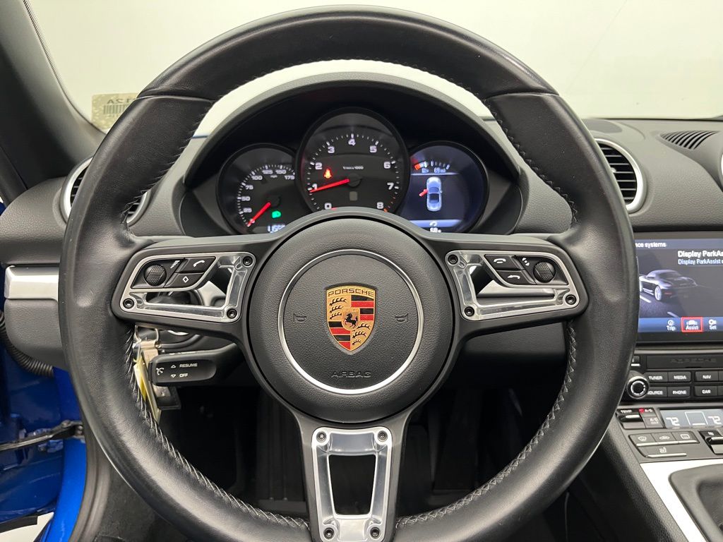 Thumbnail: 2018 Porsche 718 Boxster - 12