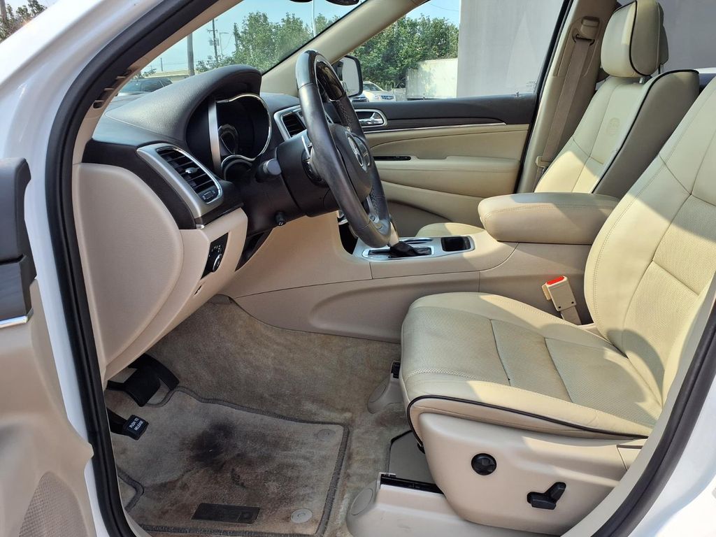 2017 Jeep Grand Cherokee Overland White at Bayway Cadillac of The Woodlands
