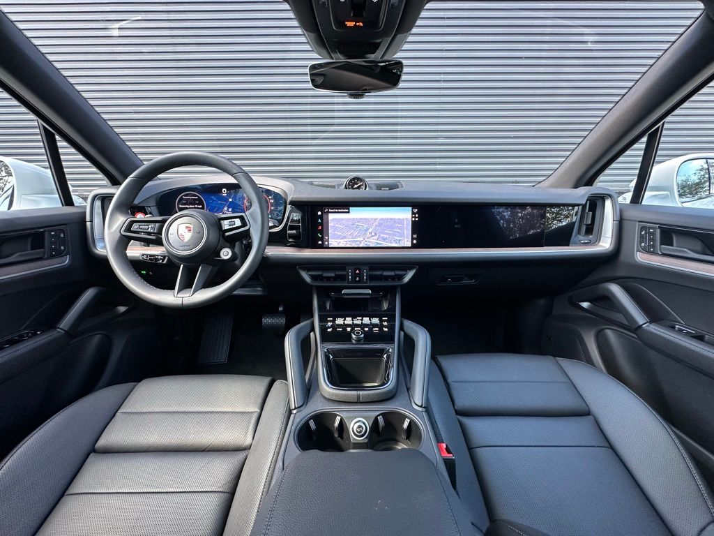 Thumbnail: 2026 Porsche Cayenne - 6