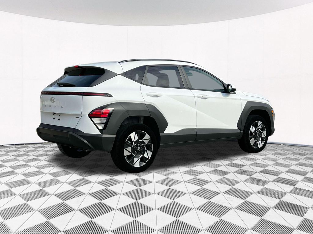 2024 Hyundai Kona SEL 8