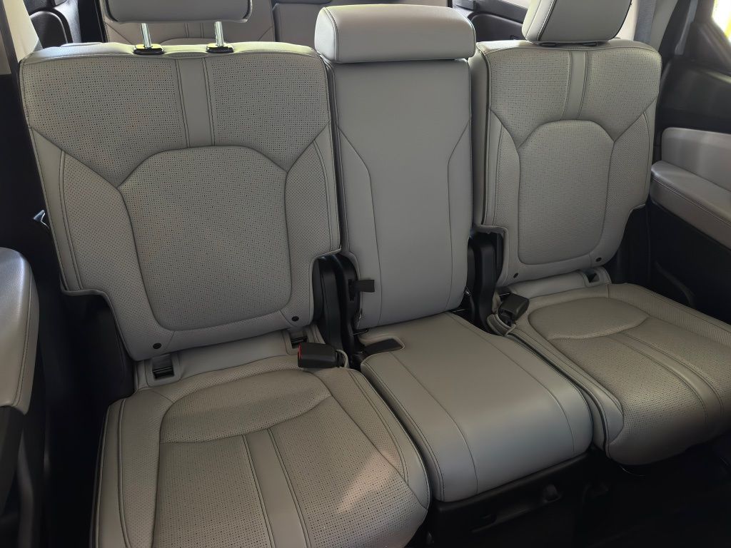 2023 Honda Pilot Elite  at AutoSavvy Houston Northwest