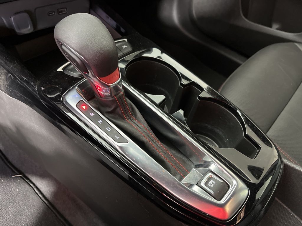 Thumbnail: 2025 Chevrolet Trax - 31