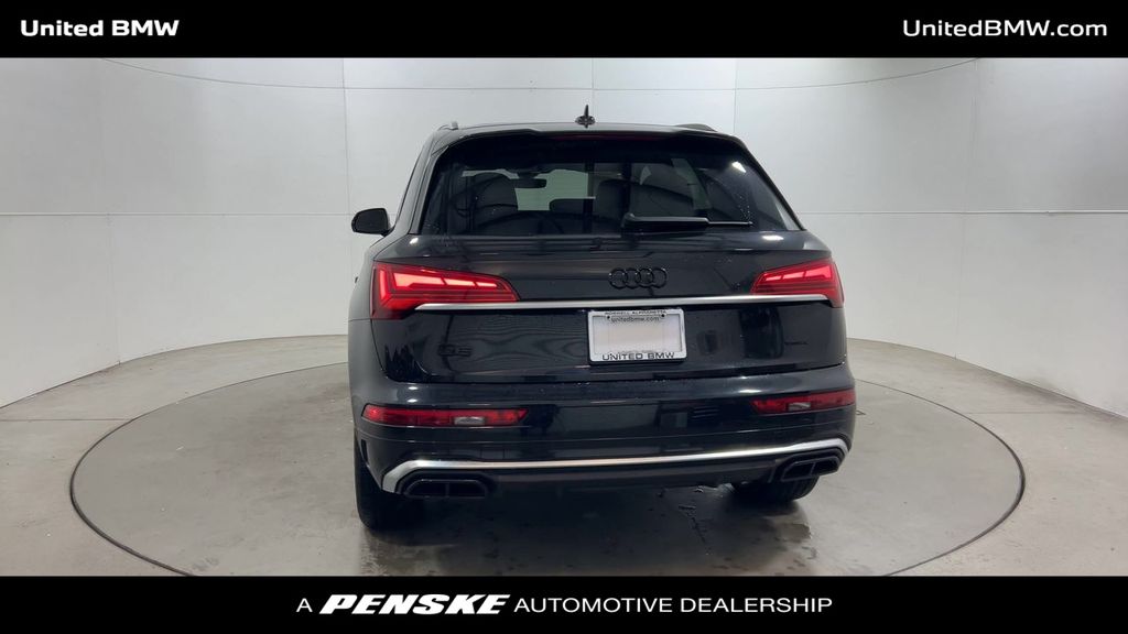 Thumbnail: 2024 Audi Q5 - 7