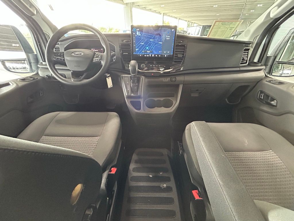 Used 2024 Oxford White Ford XLT image 10