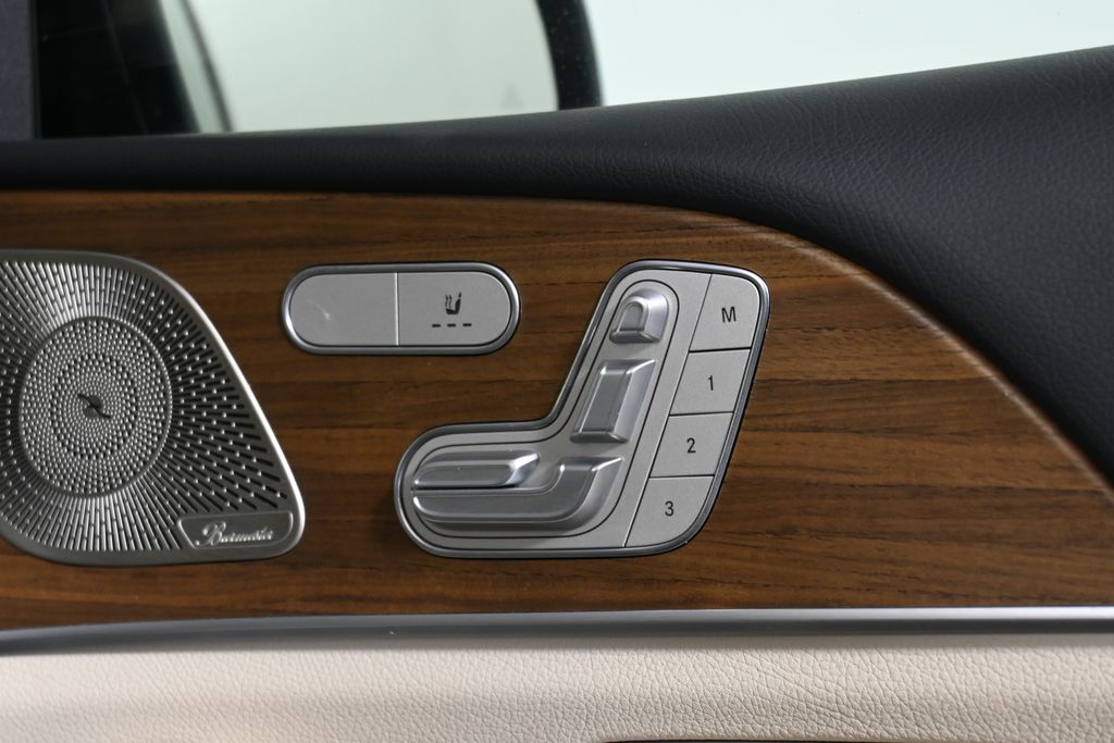 Thumbnail: 2023 Mercedes-Benz GLE - 28