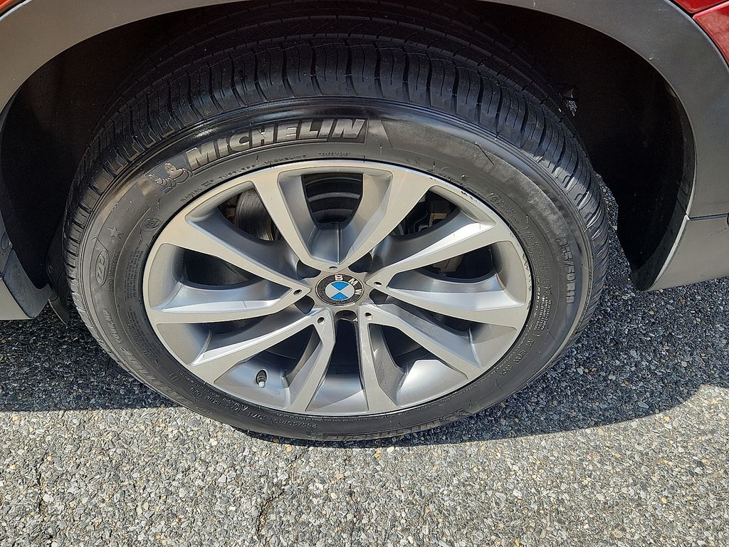 Thumbnail: 2019 BMW X6 - 8