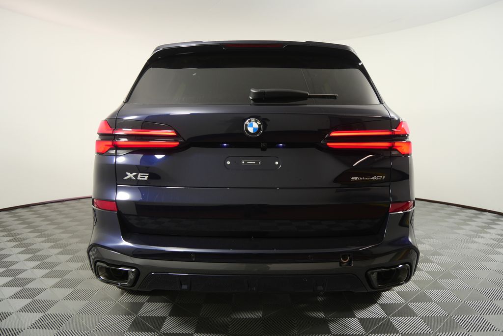 Thumbnail: 2026 BMW X5 - 4