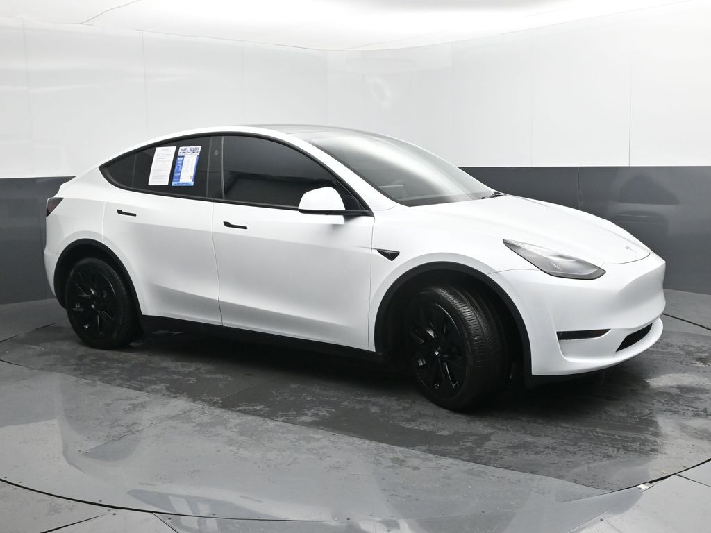 2024 Tesla Model Y Long Range Dual Motor All-Wheel Drive