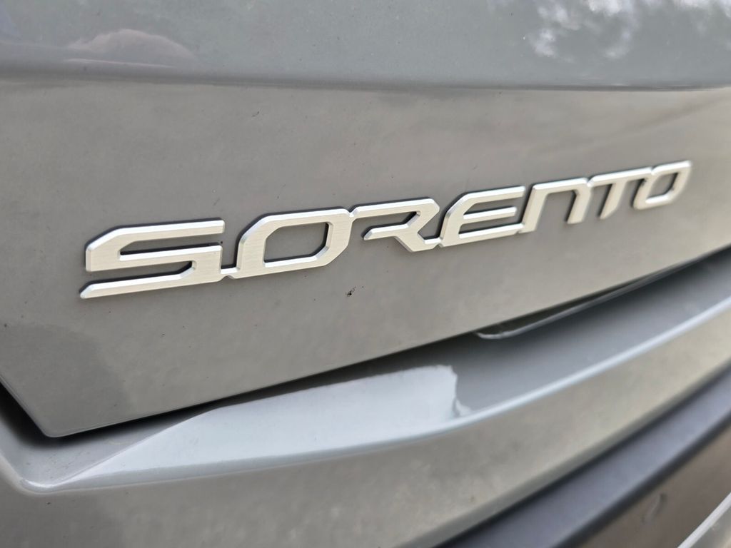 2026 Kia Sorento - $34,085