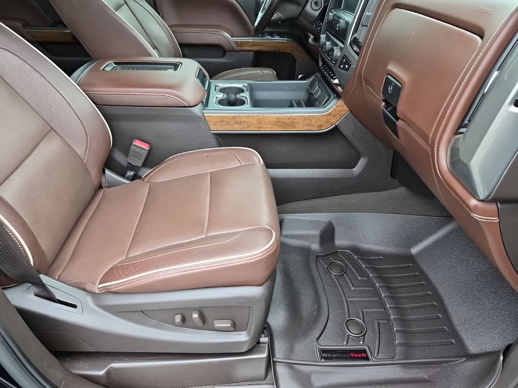 Used Car 2019 Chevrolet Silverado 2500hd  High Country For Sale Under $50,000 In Austin, Texas