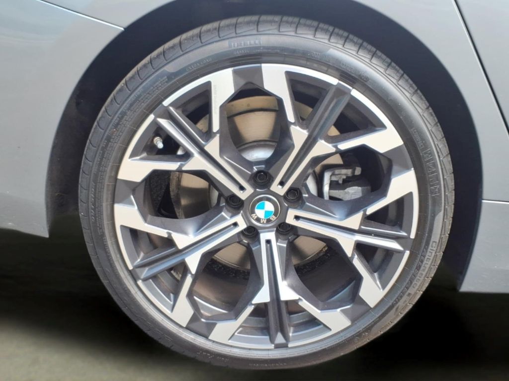 BMW3 Series34