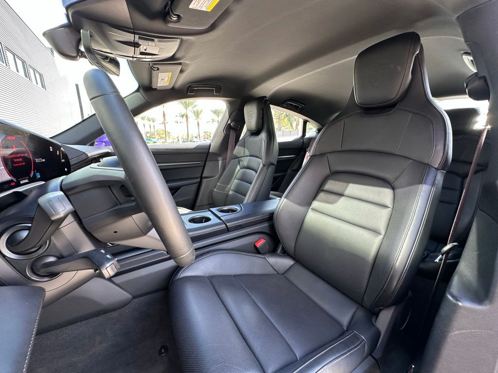 Thumbnail: 2025 Porsche Taycan - 5