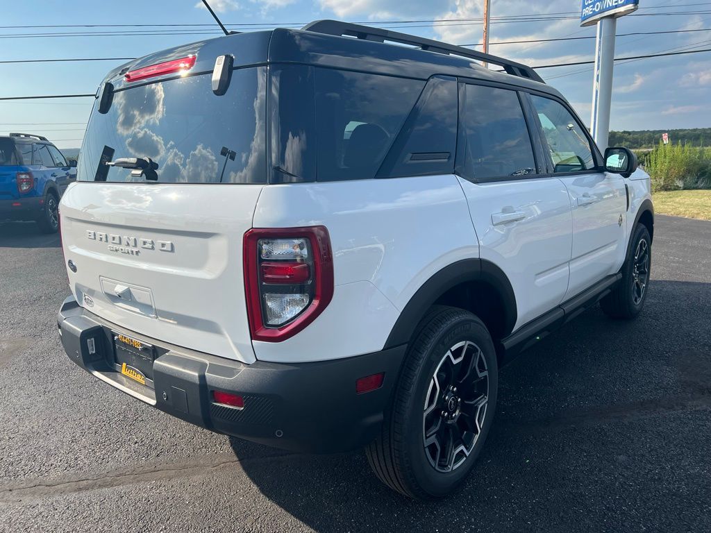 2025 Ford Bronco Sport Outer Banks - 10