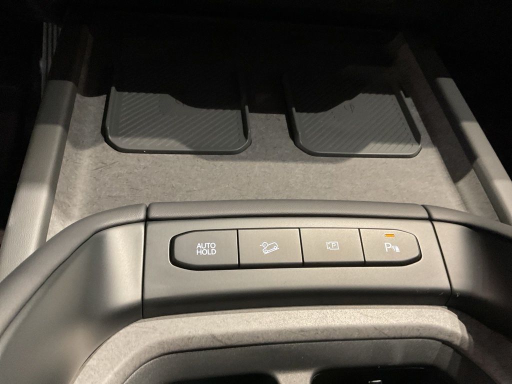 New 2027 Black Kia S image 14