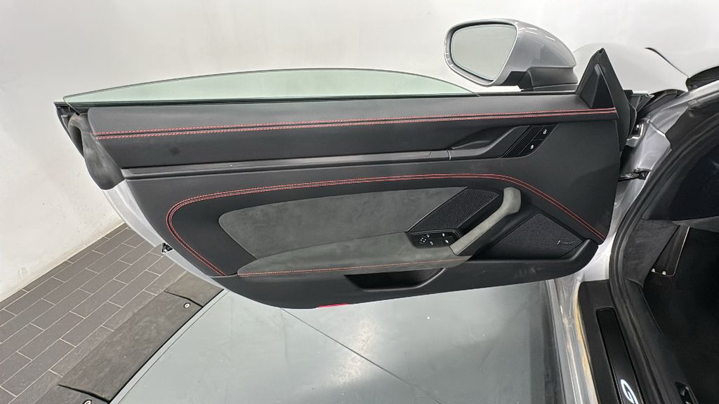 2024 Porsche 911 GT3 32