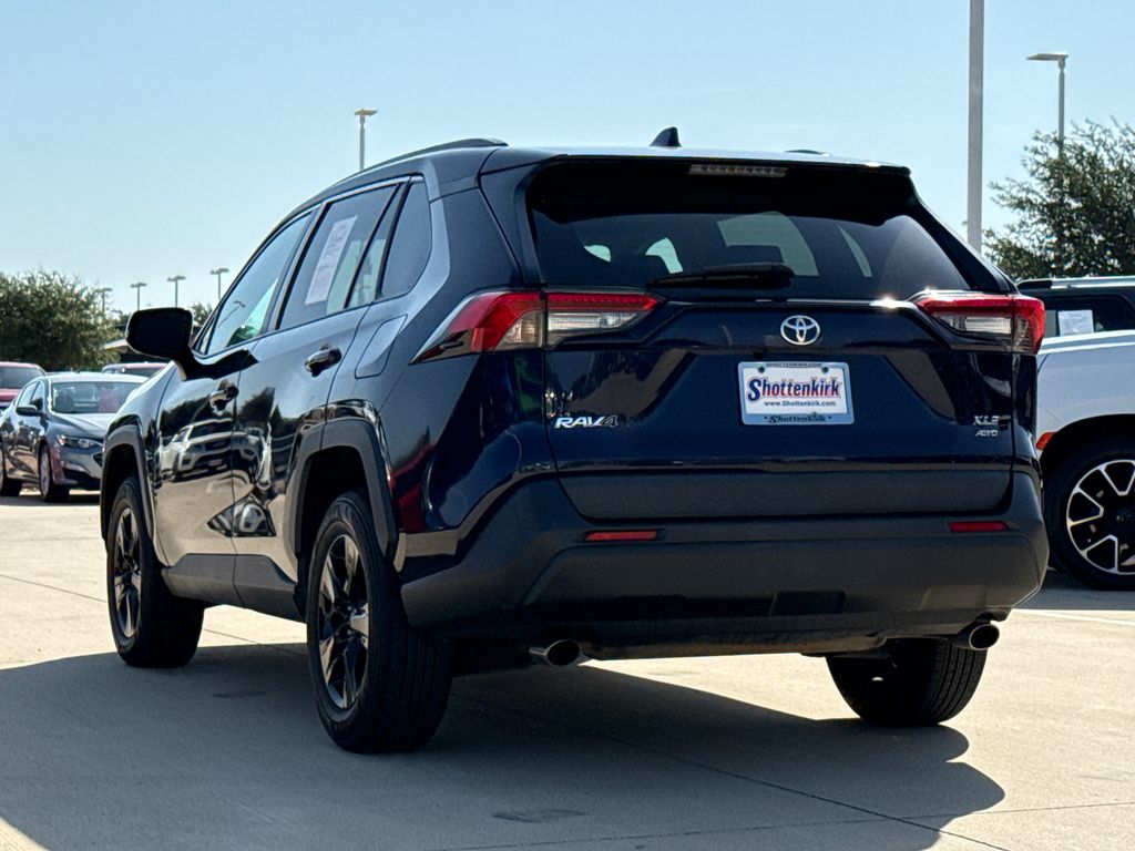 Used 2021 Toyota RAV4 SUV