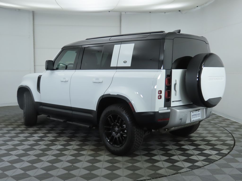 Thumbnail: 2024 Land Rover Defender - 7