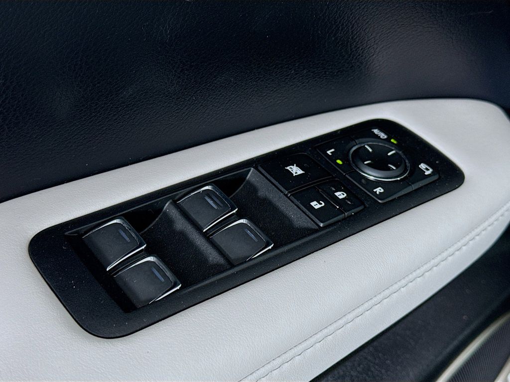 Thumbnail: 2021 Lexus RX - 18