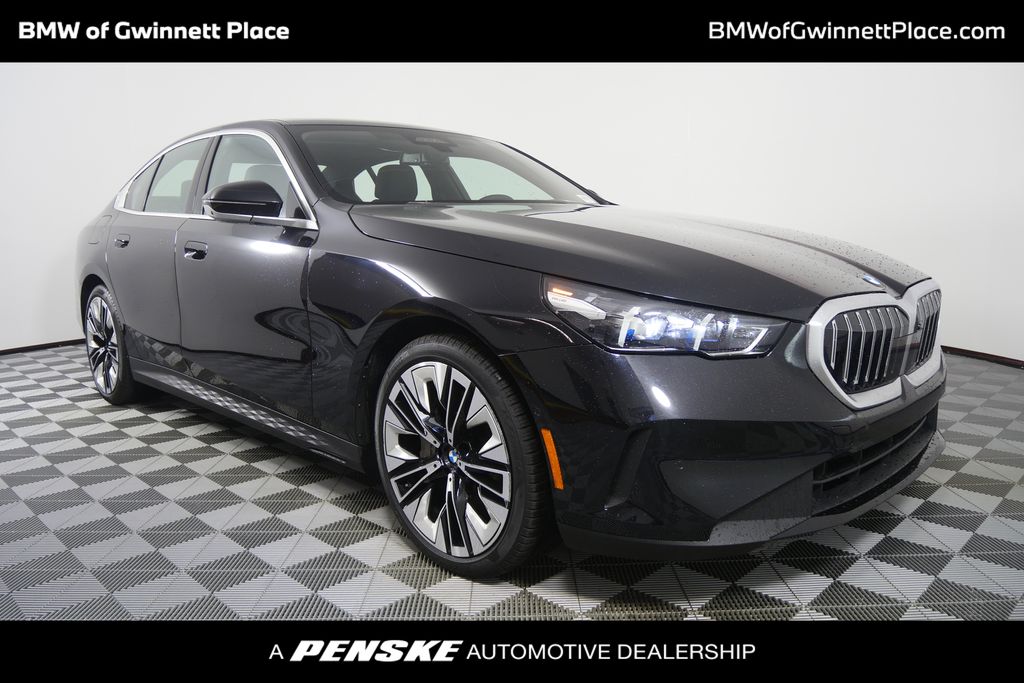 Thumbnail: 2025 BMW 5 Series - 1