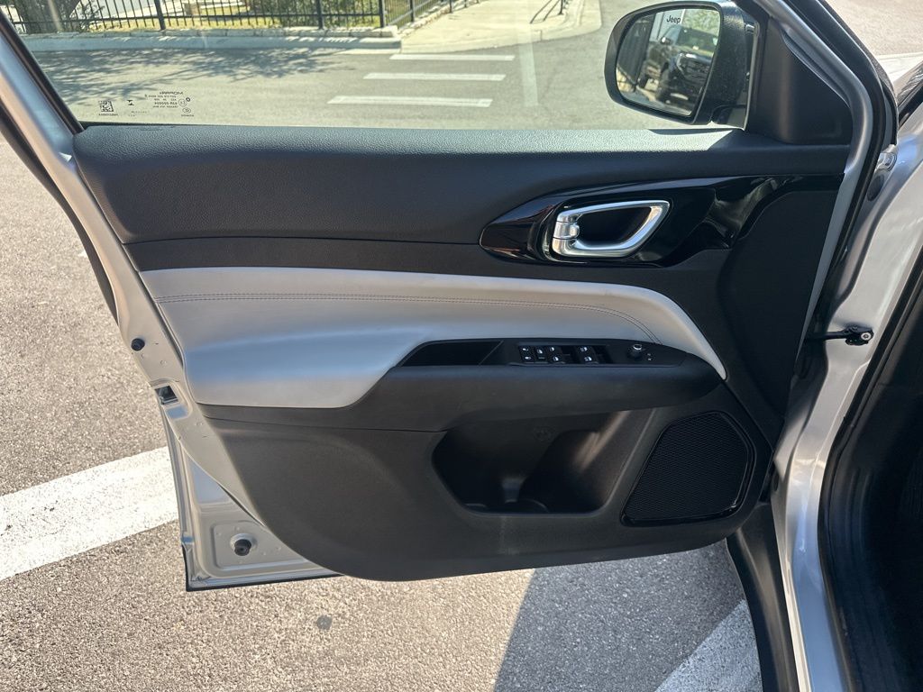 Used Car 2024 Jeep Compass  Limited For Sale Under $25,000 In Austin, Texas