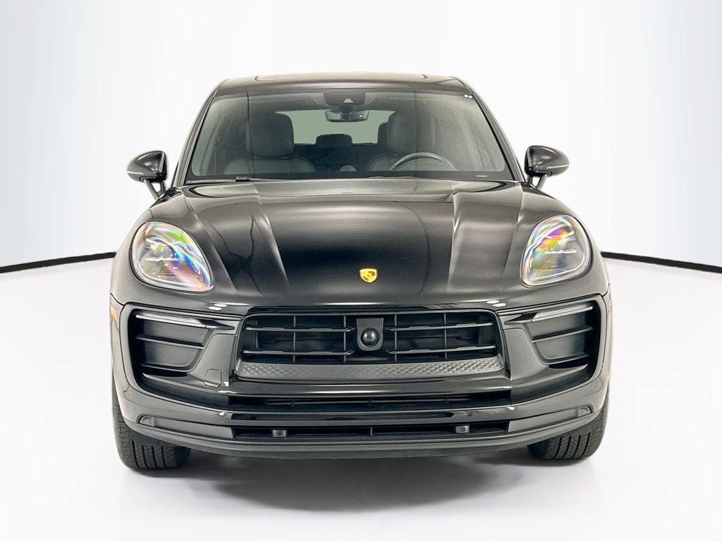Thumbnail: 2024 Porsche Macan - 10